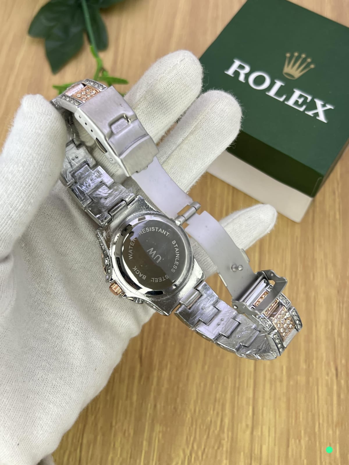 Rolex Stone Chain, the newest addition to our unisex collection. Each piece is crafted with precision and high-quality materials, guaranteed to last.